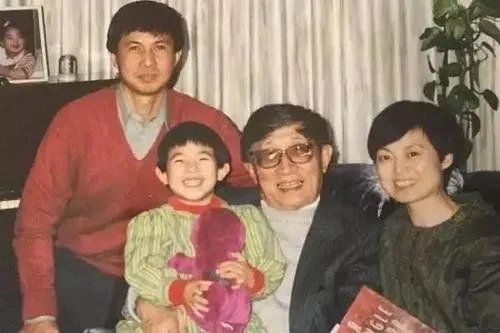 杨振宁和李政道,本是亲密合作伙伴,为何最终却绝交?