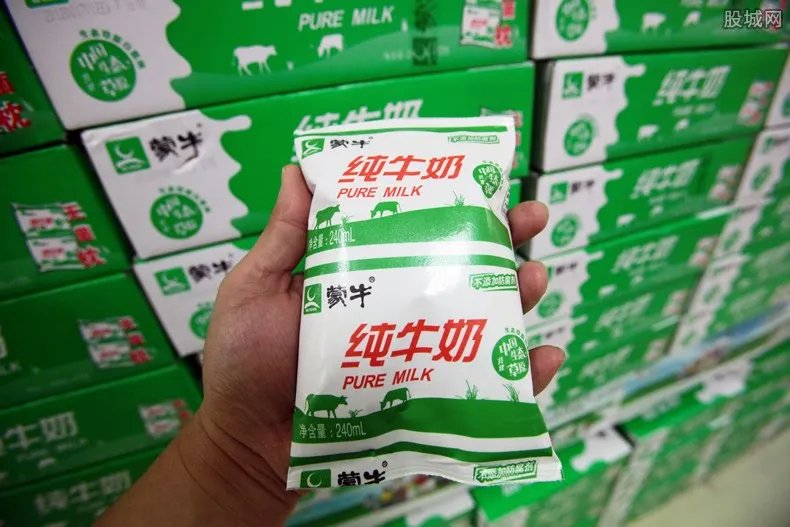 什么牌子的纯牛奶好 这几个品牌公认口碑好！