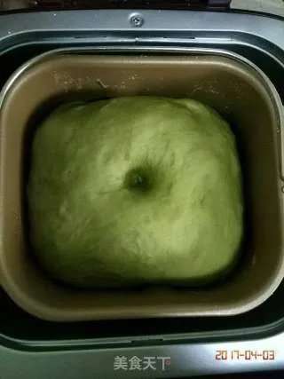 青蛙挤挤面包(抹茶豆沙包)