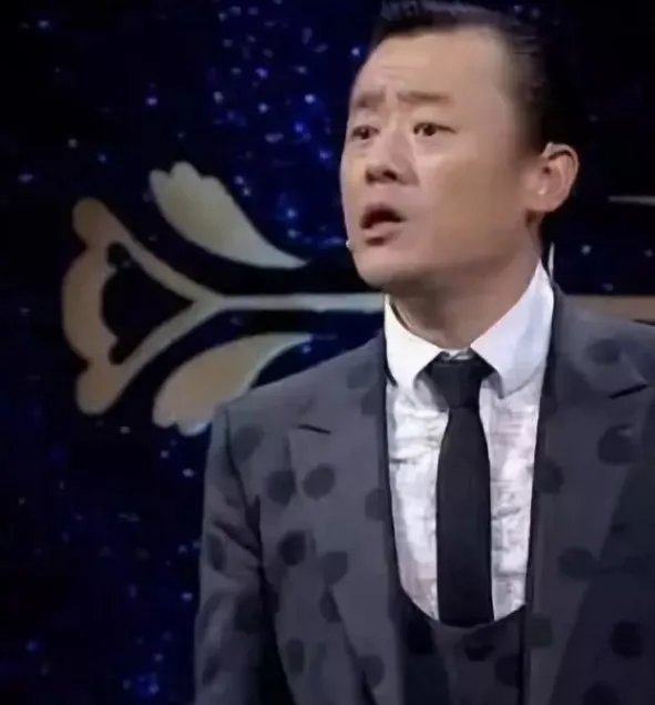 将要重蹈周立波覆辙时,黄渤如何拉张艺兴一把?