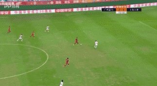 怎么看待2018中超上港对富力上半场武磊的帽子戏法?