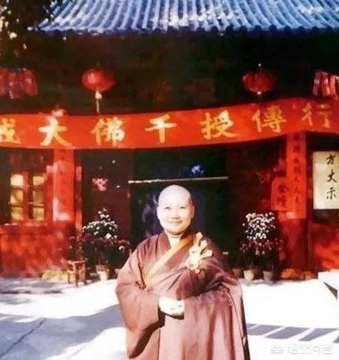 歌手李娜的近况如何?