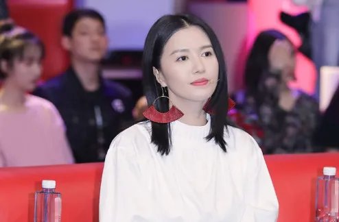 谭维维爱情事业双丰收,她是有多幸运?
