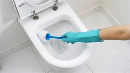 厕所马桶漏水怎么处理