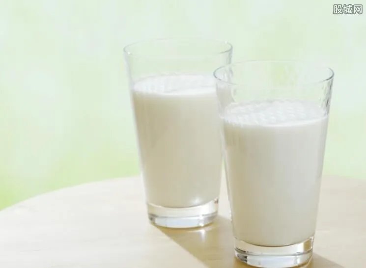 蒙牛和伊利哪个好 蒙牛和伊利哪个牌子更安全