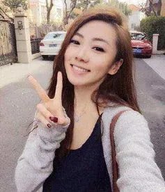 郑凯前女友程晓玥是干什么的