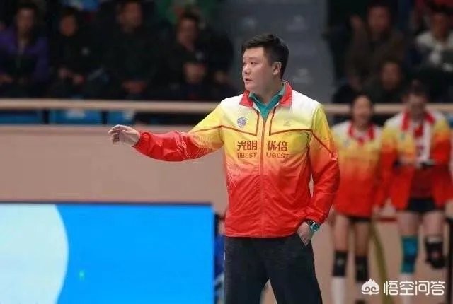决赛第六场,对于上海女排主教练王之腾的换人问题你怎么看?