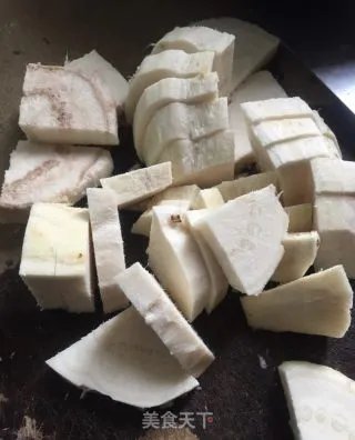 粉葛鲮鱼汤