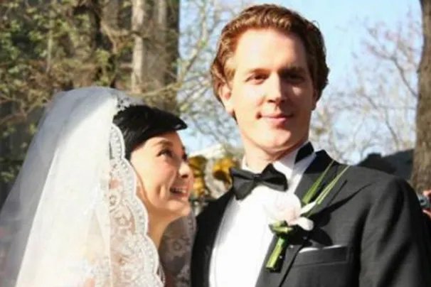从赵岭到林博文,为何袁立会两段婚姻失败?
