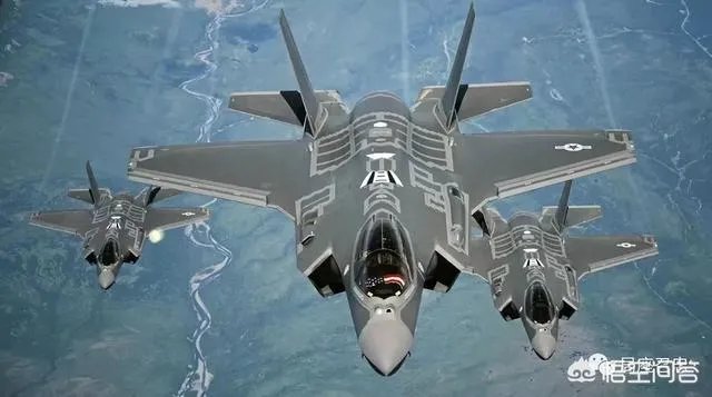 美国的F22和F35都是五代机,它们都有哪些相同点,又有何区别?
