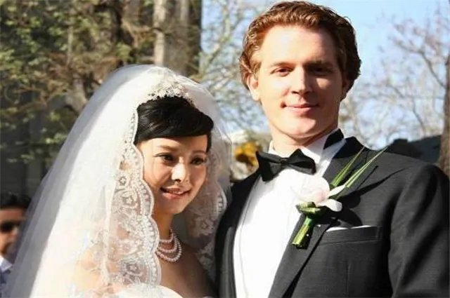 从赵岭到林博文,为何袁立会两段婚姻失败?