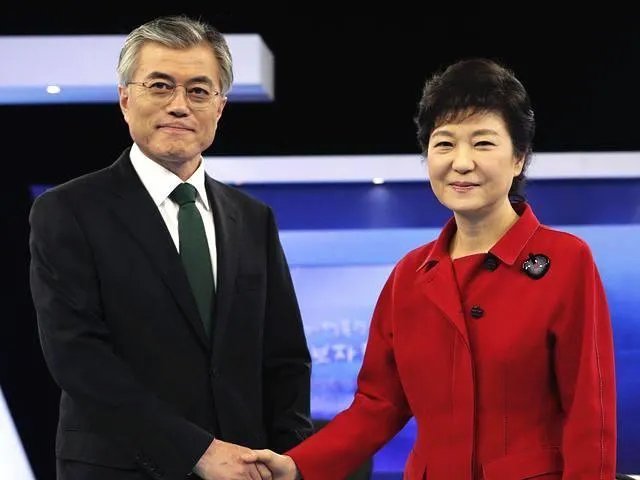 你觉得朴槿惠的执政风格到底是软弱,还是强硬?为什么?