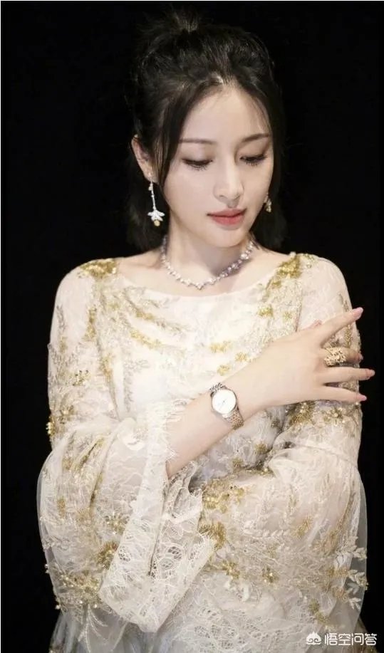 女人穿丝袜是什么感觉?