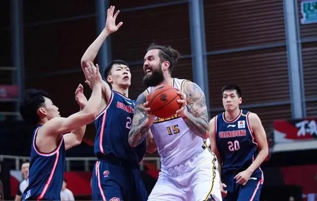 领先24分险些被广厦男篮逆转,广东队到底发生了什么?你怎么看?