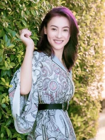 医生目测已怀孕30周,小腹孕相很明显,奚梦瑶又怀孕了吗?