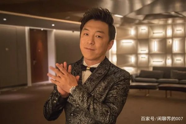 将要重蹈周立波覆辙时,黄渤如何拉张艺兴一把?