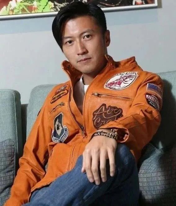 张柏芝被索赔巨额资金,谢霆锋会不会出手帮她渡过难关?