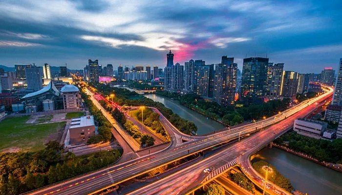 2022年五一劳动节高速免费不 2022五一高速公路收费吗